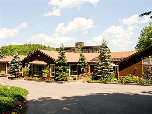 The Biggest Loser Resort Niagara Java Center Dış mekan fotoğraf